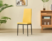 Load image into Gallery viewer, Seattle Dining Table with 4 Emily Leather Chairs