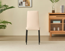 Load image into Gallery viewer, Seattle Dining Table with 4 Emily Leather Chairs