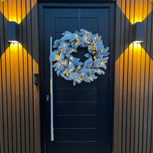 Load image into Gallery viewer, 60cm Premium Mixed branch prelit Snow Flocked Christmas Wreath - with timer
