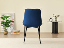 Load image into Gallery viewer, Seattle Dining Table with 4 Amelia Velvet Chairs
