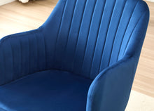 Load image into Gallery viewer, Miami Dining Table with 4 Charlotte Velvet Chairs

